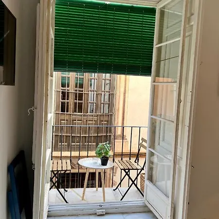 Iyourbasics Great Hinestrosa 23 Free Wifi&ac