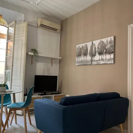 Iyourbasics Great Hinestrosa 23 Free Wifi&ac Apartamento
